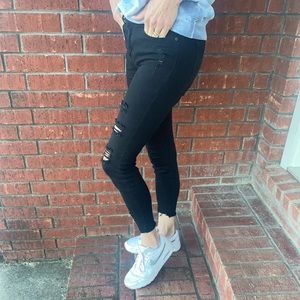 26 Black Distressed KanCan Jeans